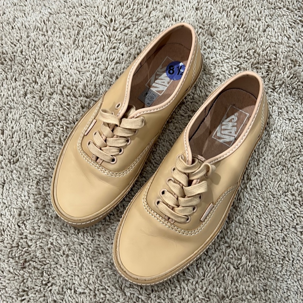 Vans Tan Leather Tennis Shoes Never Worn Size 8.5